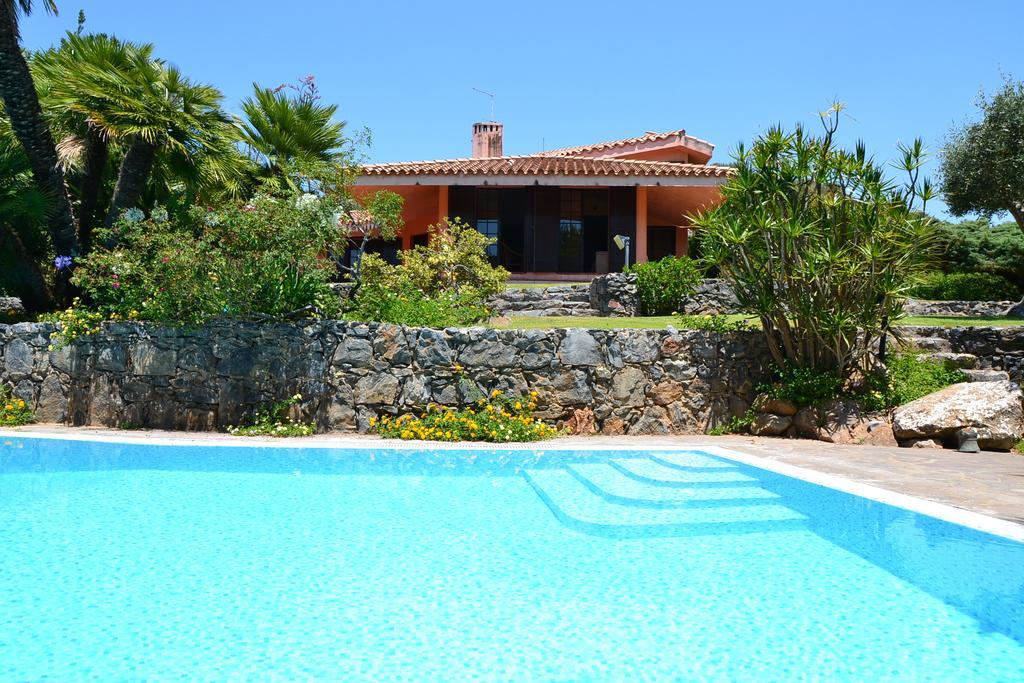 A Casa Di Angela B&B Carbonia Buitenkant foto